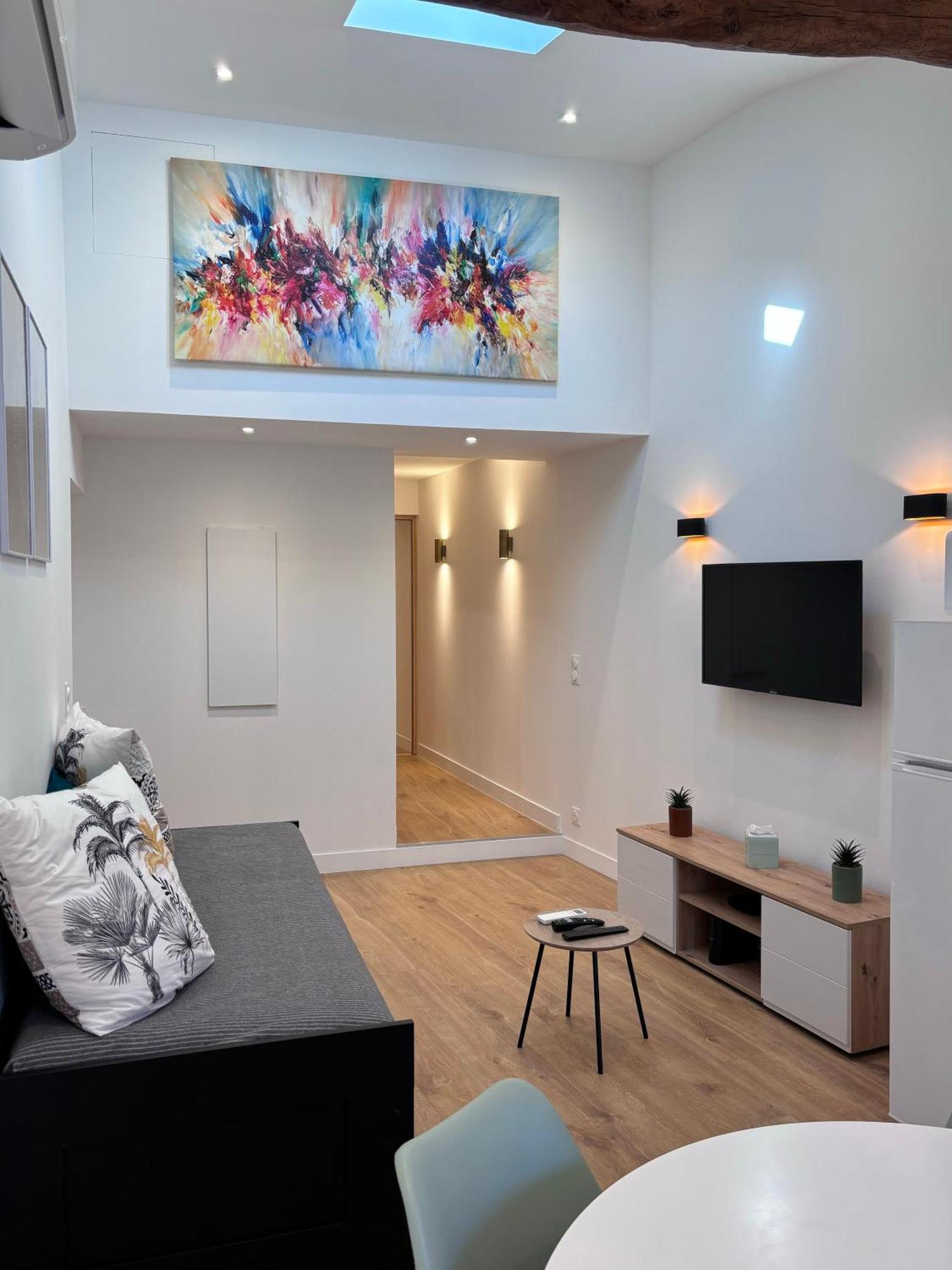 Charmant Appartement Au Coeur De Villeneuve Loubet Екстериор снимка