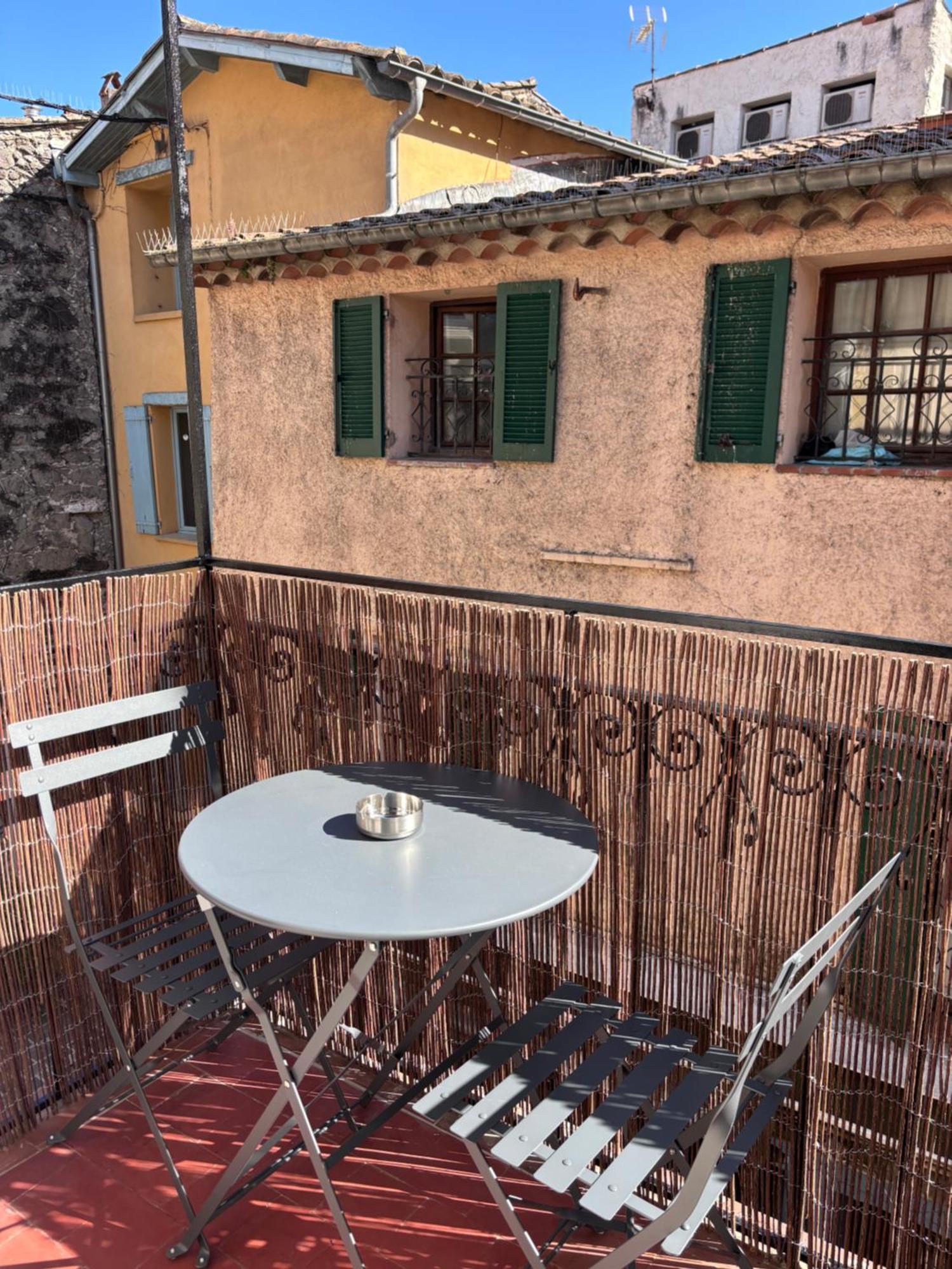 Charmant Appartement Au Coeur De Villeneuve Loubet Екстериор снимка